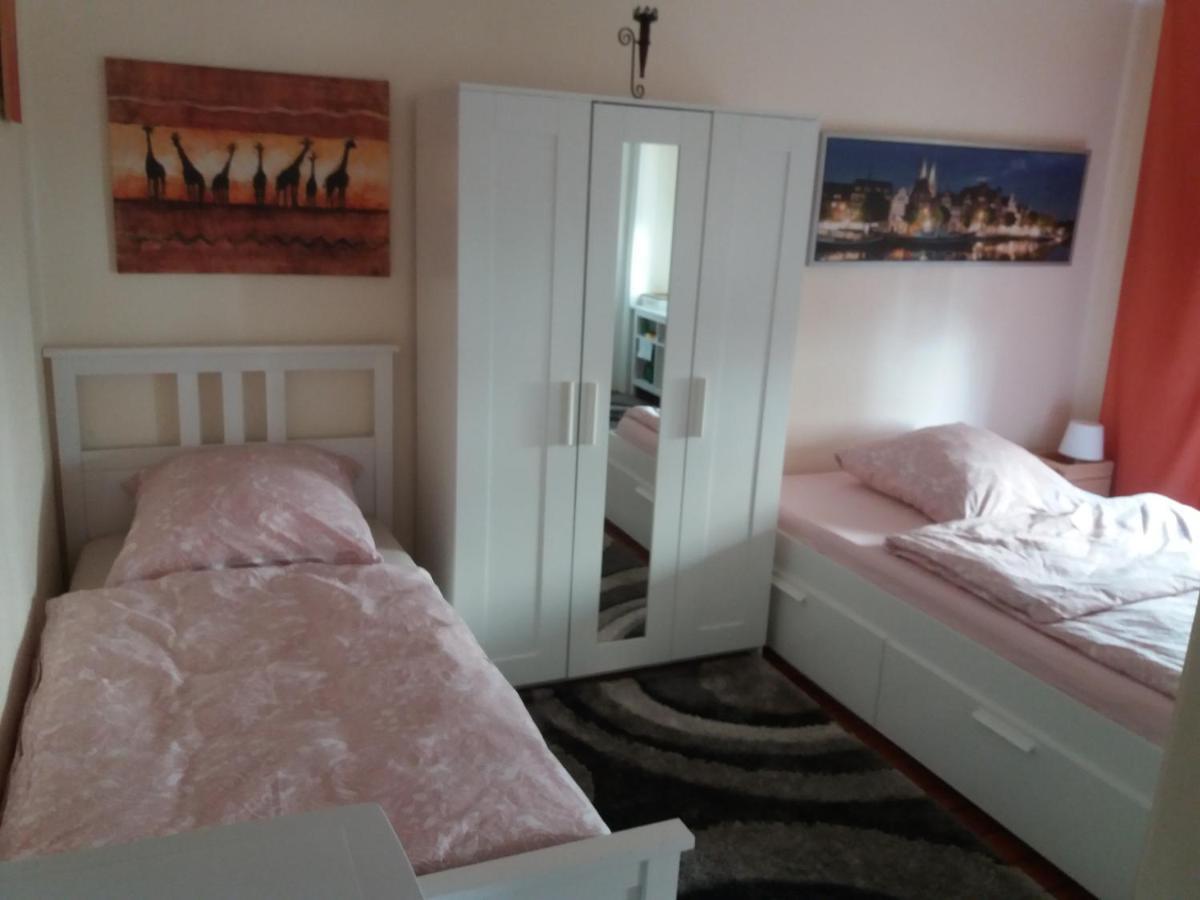 Pensionszimmer Lützowzimmer Lubeka Zewnętrze zdjęcie